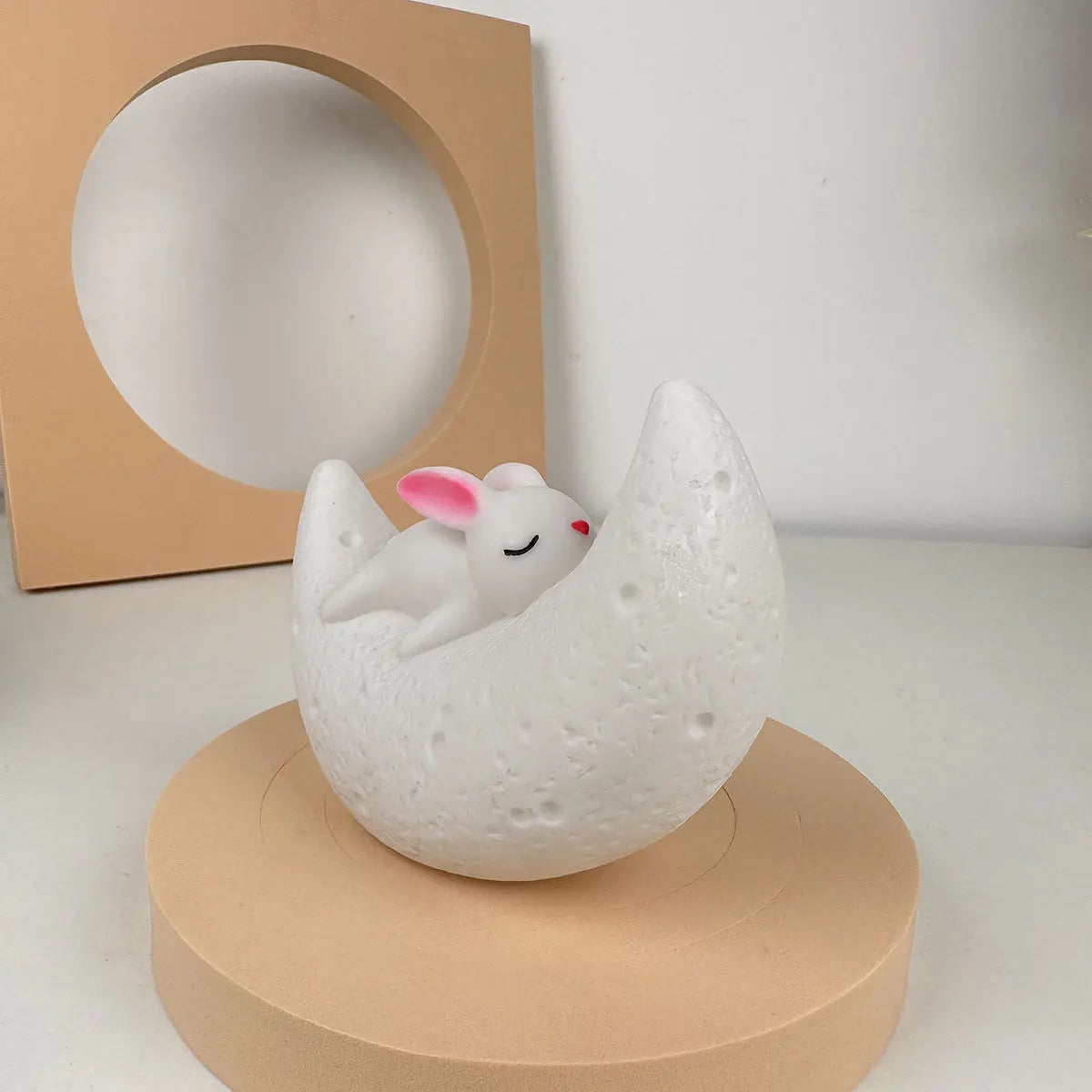 Focused Rabbit Night Light