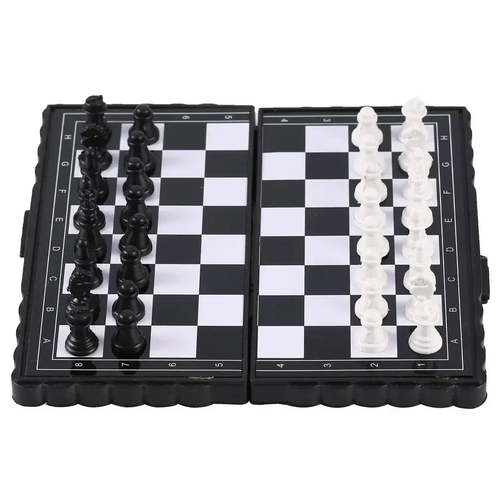 Mini Magnetic Chess Set