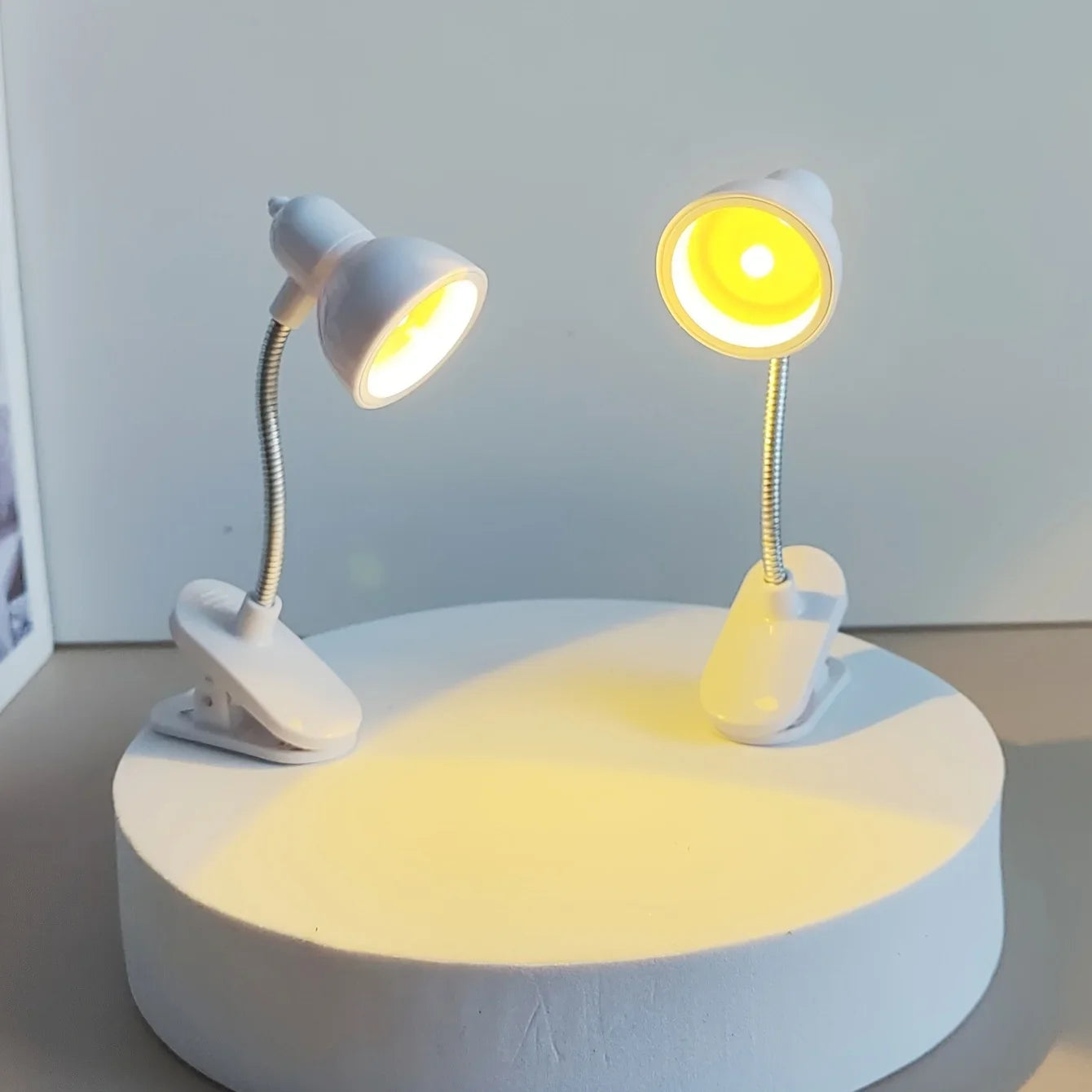 Clip-On Reading Lamp